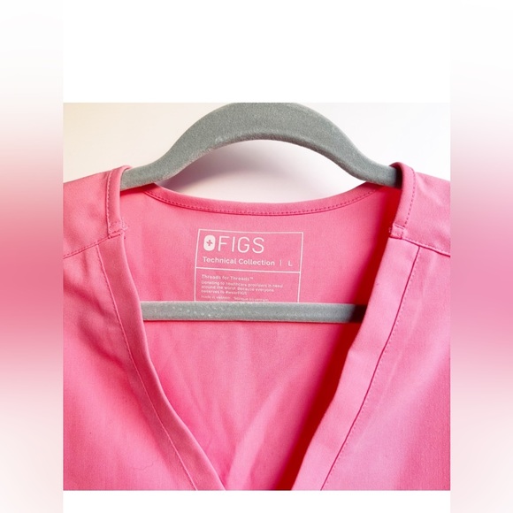 Figs Casma Neon Pink  Scrub Top Size L - Picture 4 of 5
